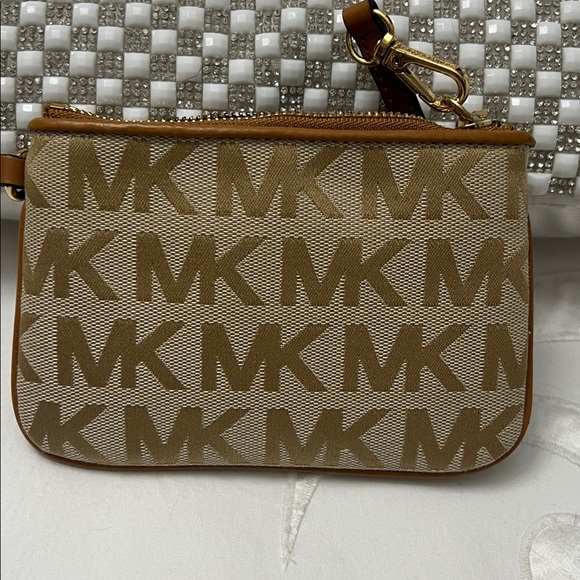 Michael Kors Beige and Brown Logo Wristlet NWOT - Picture 3 of 3